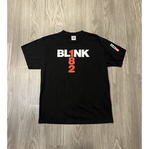 Vintage Black Blink-182 Logo Band T-shirt Men's Large Y2K 2000s Spell Out VTG